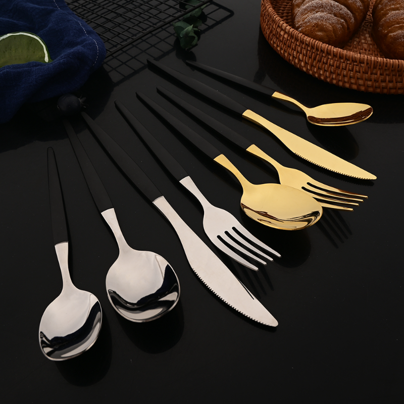 8Pcs Korean White Golden Dinne – Commercial Kitchen Set recenzja i cena
